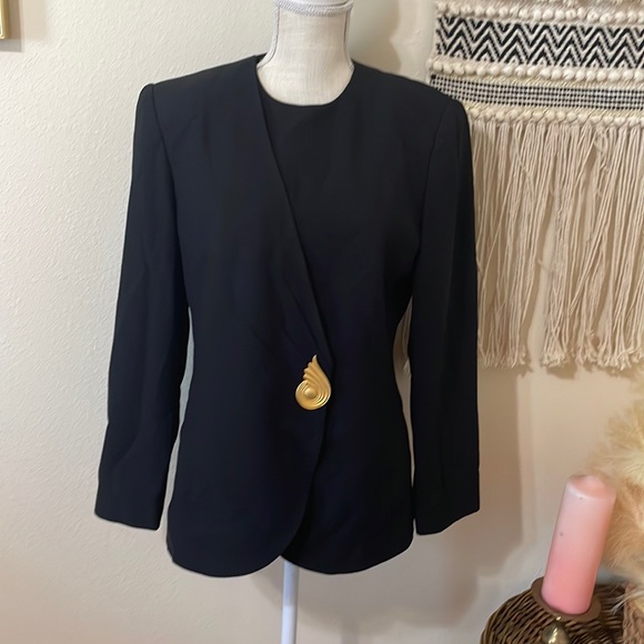 Vintage Kasper Blazer/ Black with Gold Hardware/ Size 8 - Picture 1 of 9